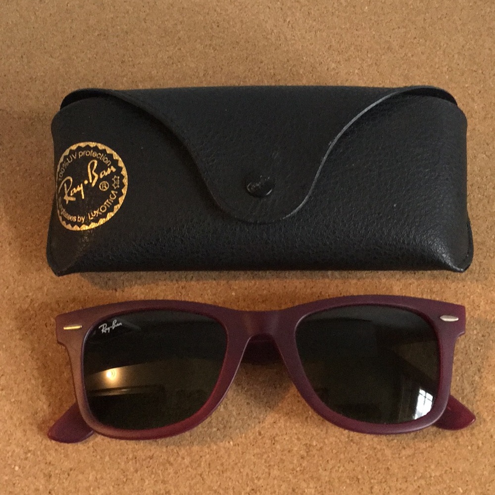 Ray-Ban Wayfarer Sunglasses Purple